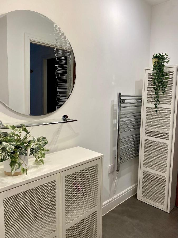City Centre Chester Waterways Apartment Extérieur photo