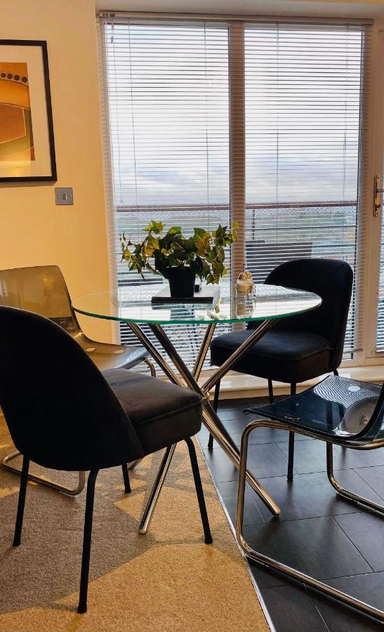 City Centre Chester Waterways Apartment Extérieur photo