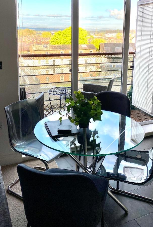 City Centre Chester Waterways Apartment Extérieur photo