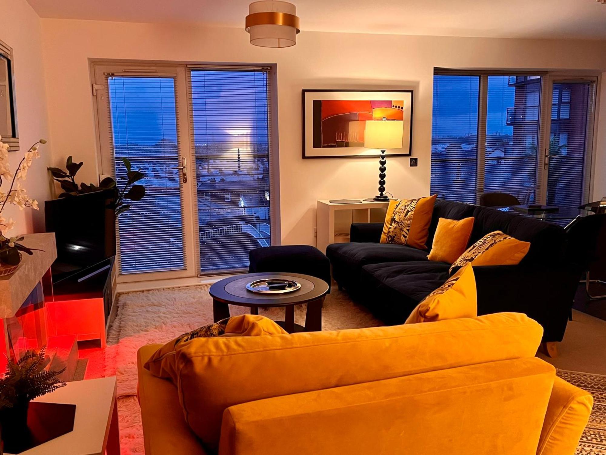 City Centre Chester Waterways Apartment Extérieur photo